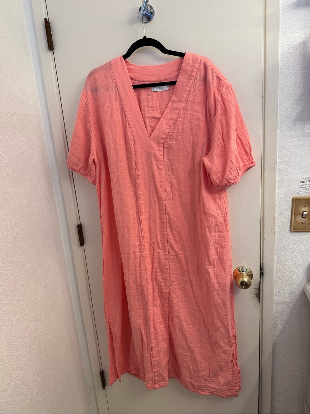 Coral V-Neck Midi Dress with Puff Sleeves
